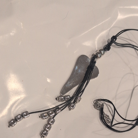 Silver Metal Heart Pendant Necklace - Picture 4 of 4